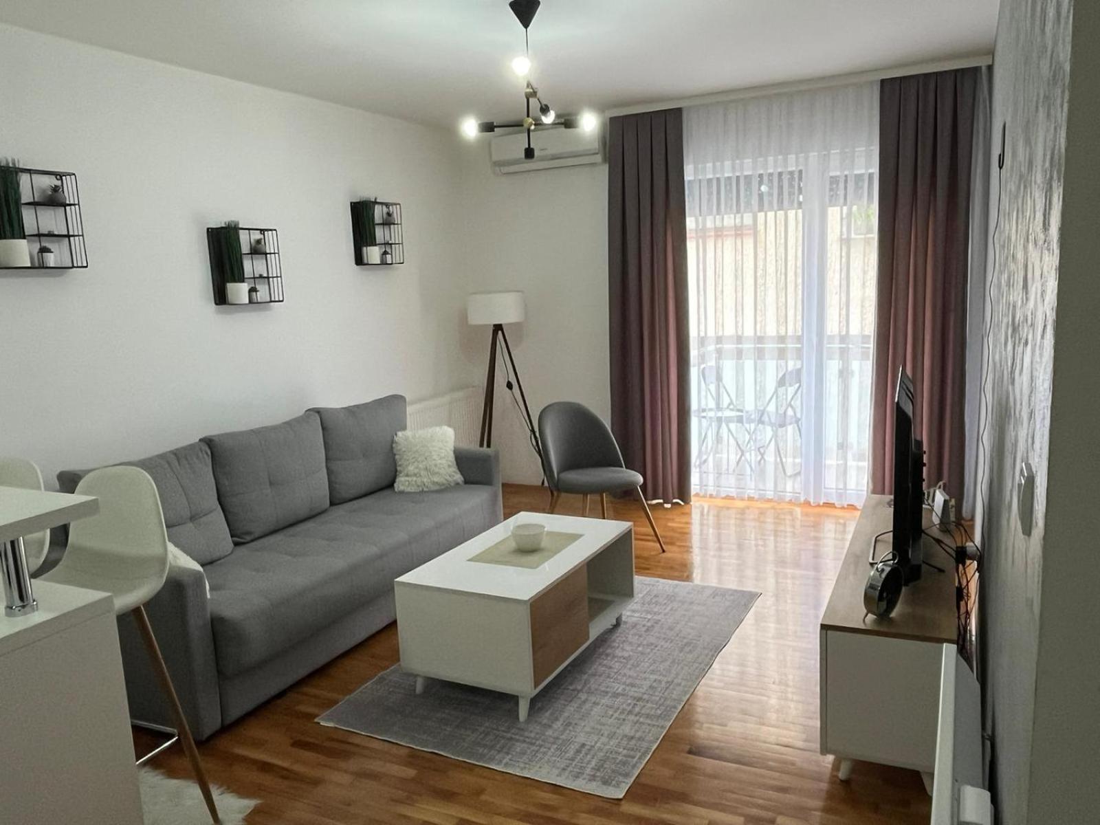 Apartman Lux Vranje Kültér fotó